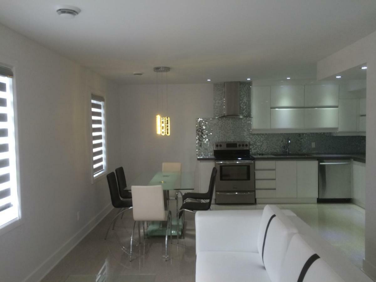 Luxury Two Story Villa Unit A Laval Exterior photo
